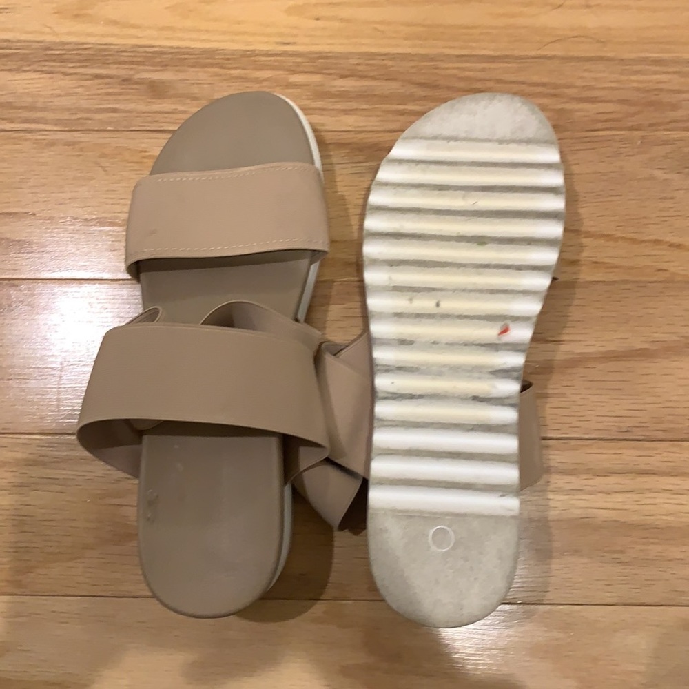 Sandals - Picture 3 of 3